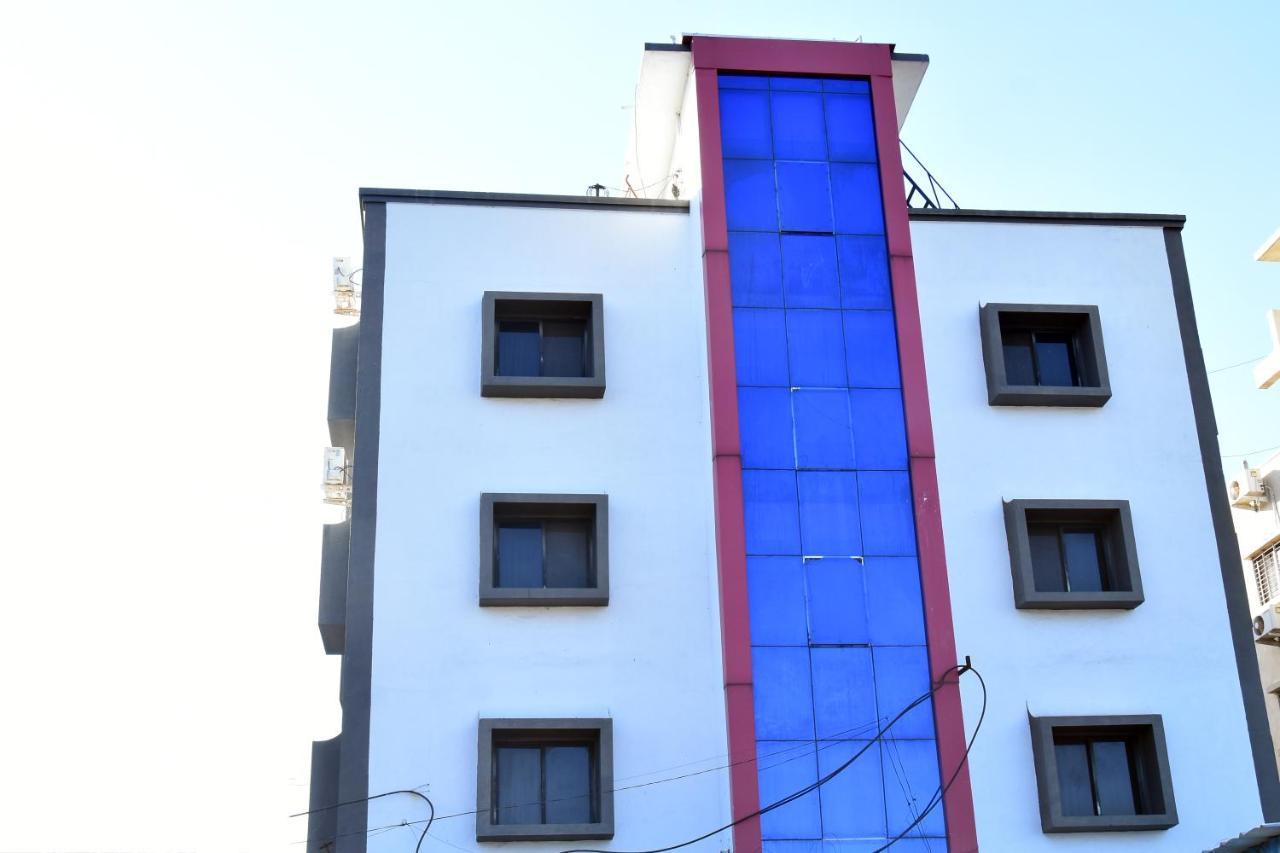 Hotel Temple Sai شيردي المظهر الخارجي الصورة