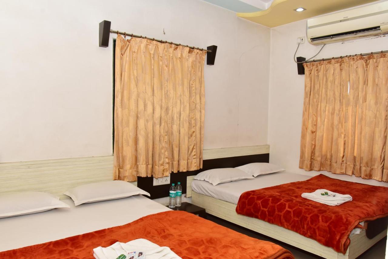 Hotel Temple Sai شيردي المظهر الخارجي الصورة
