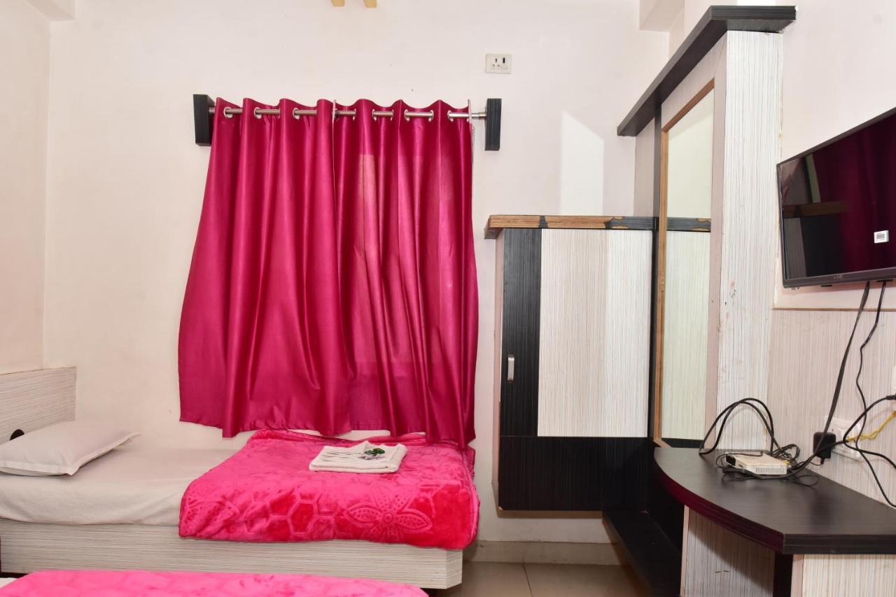 Hotel Temple Sai شيردي المظهر الخارجي الصورة